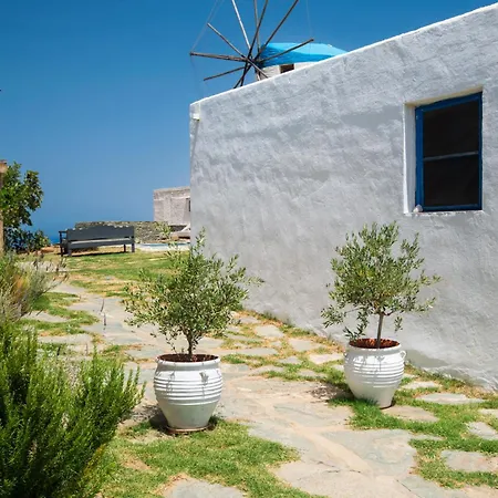 Sifnos Roots Holiday home *