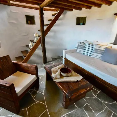 Sifnos Roots Holiday home *